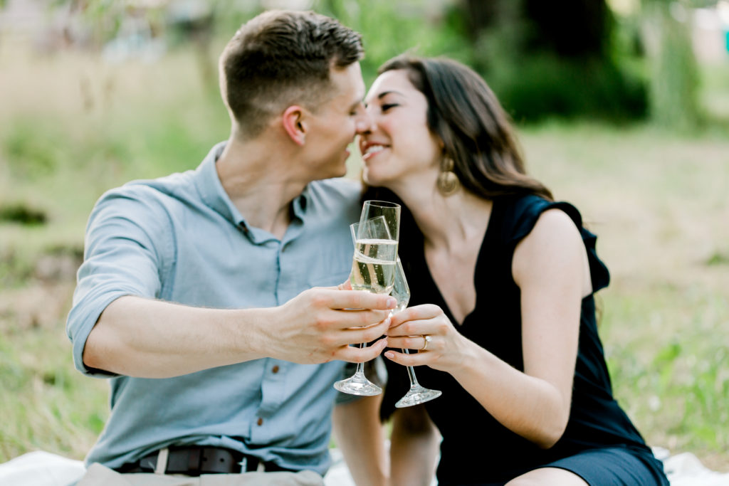 couple drinking from champagne glases
