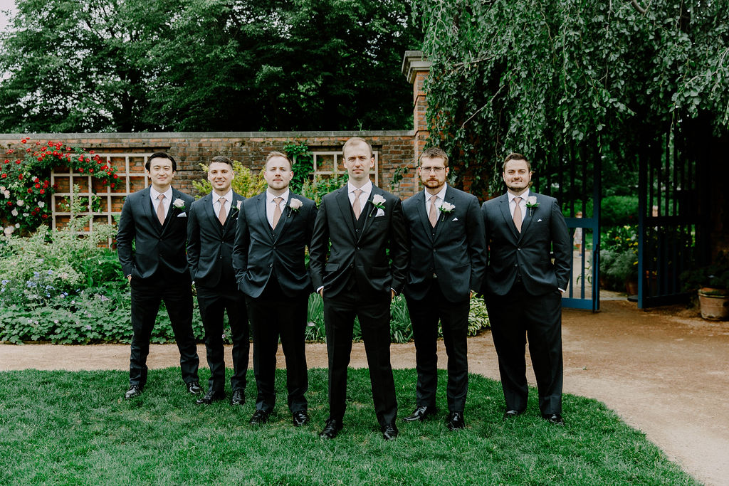Botanic Garden wedding groomsman portraits