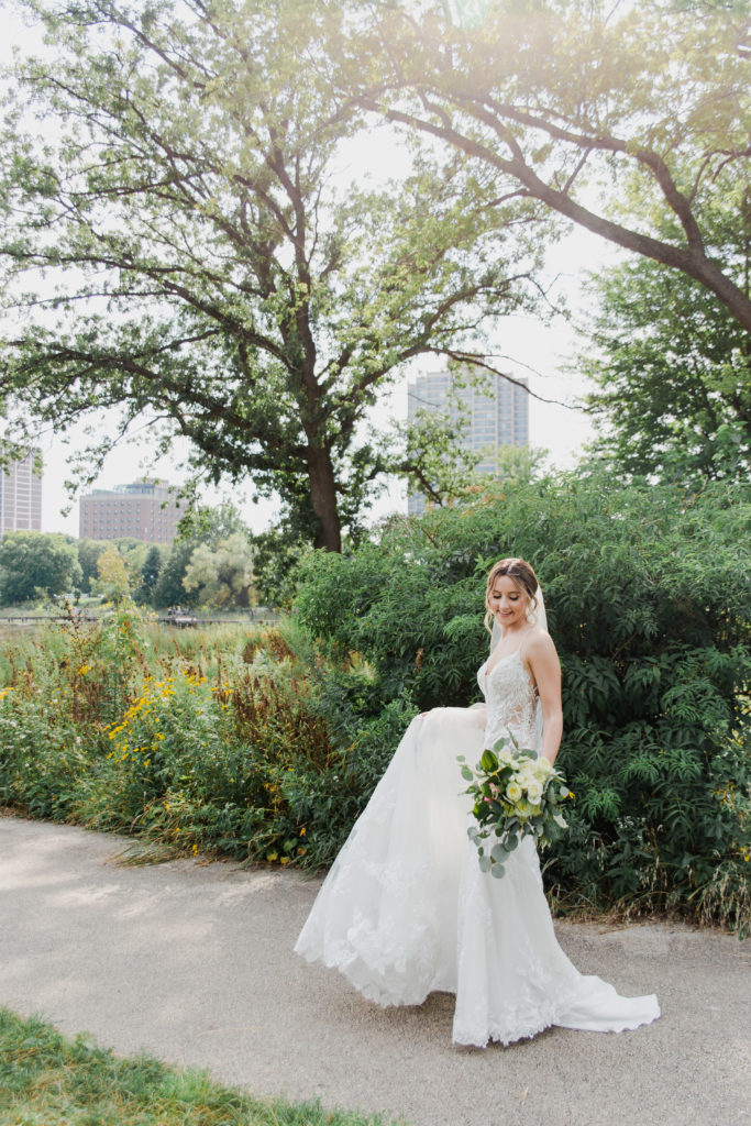 Lincoln Park wedding portraits | Chicago Wedding Photographers