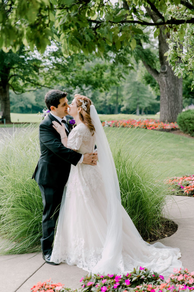 Royal Melbourne Country Club Luxurious & Traditional Wedding