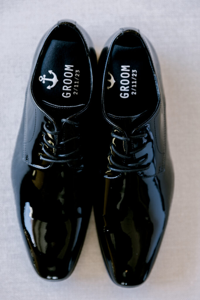 groom's details. Capitan 