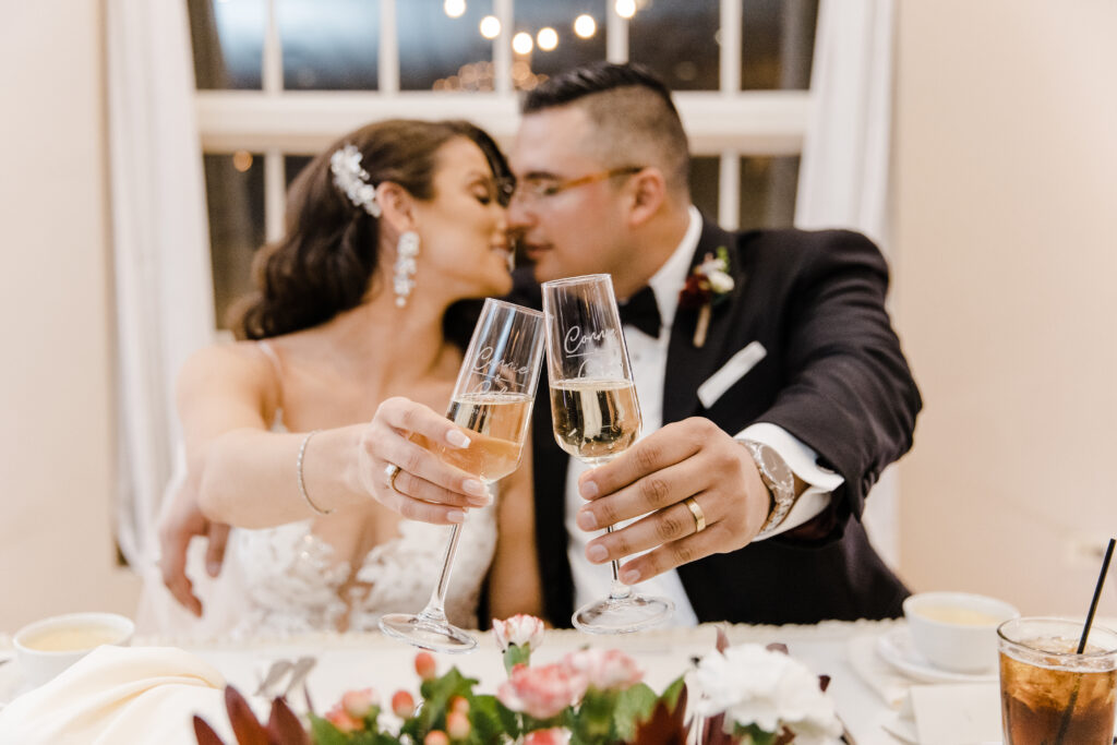 Bride and groom taosat 