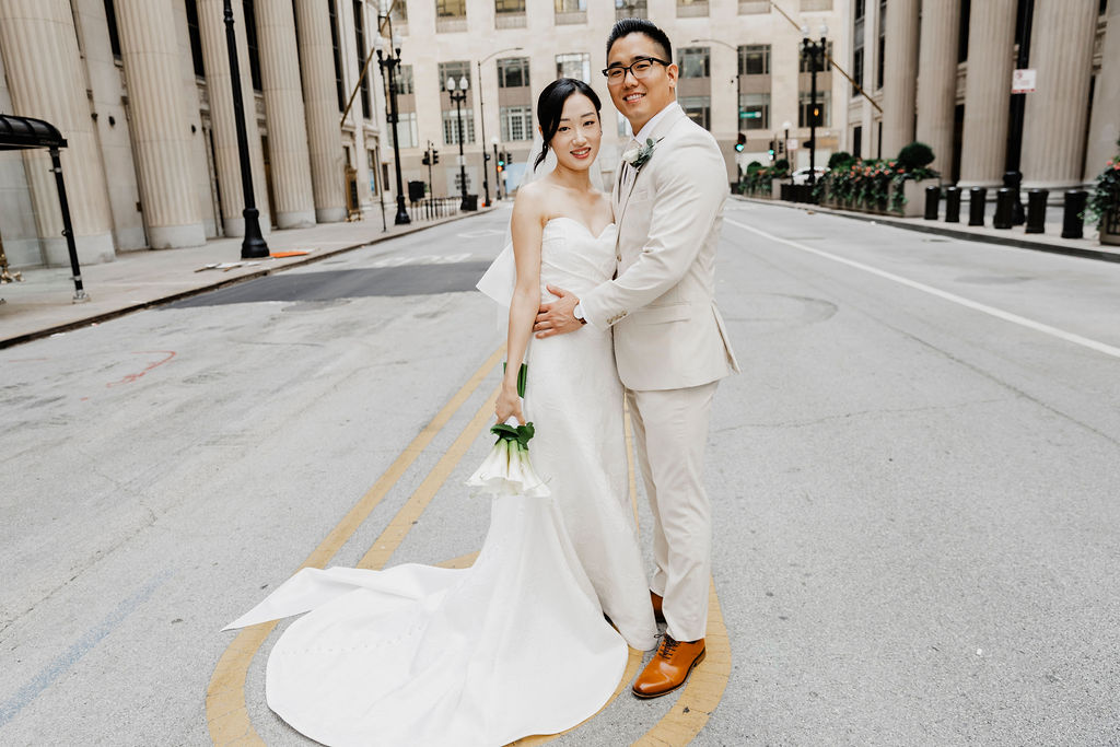 Love in the Windy City: Hane and Ryan’s WildmanBT Wedding and Board of Trade Portraits