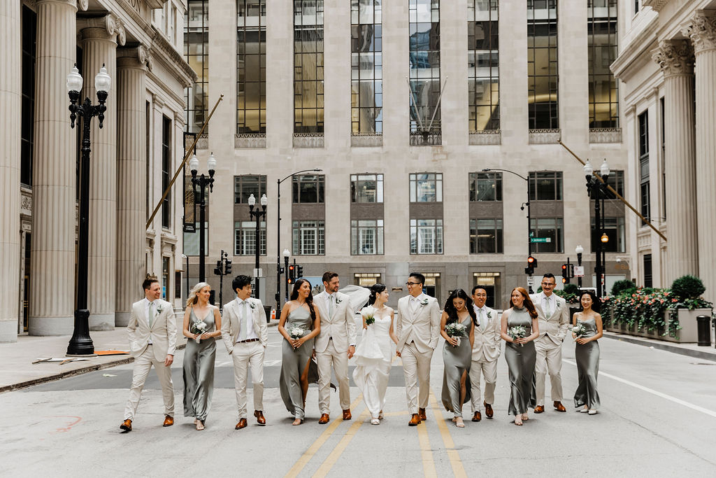 Love in the Windy City: Hane and Ryan’s WildmanBT Wedding and Board of Trade Portraits