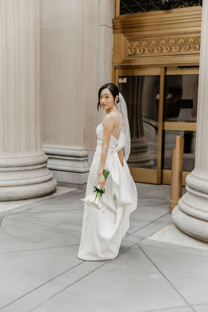 Love in the Windy City: Hane and Ryan’s WildmanBT Wedding and Board of Trade Portraits