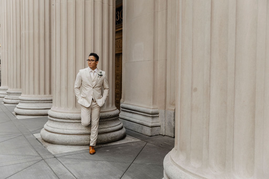 Love in the Windy City: Hane and Ryan’s WildmanBT Wedding and Board of Trade Portraits