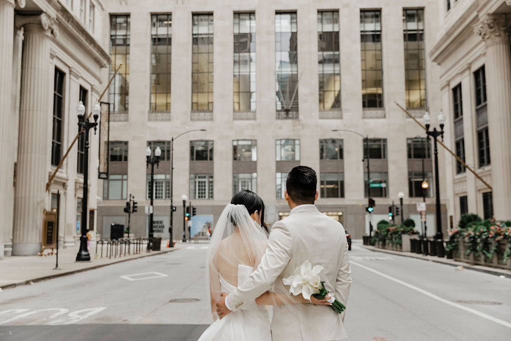 Love in the Windy City: Hane and Ryan’s WildmanBT Wedding and Board of Trade Portraits