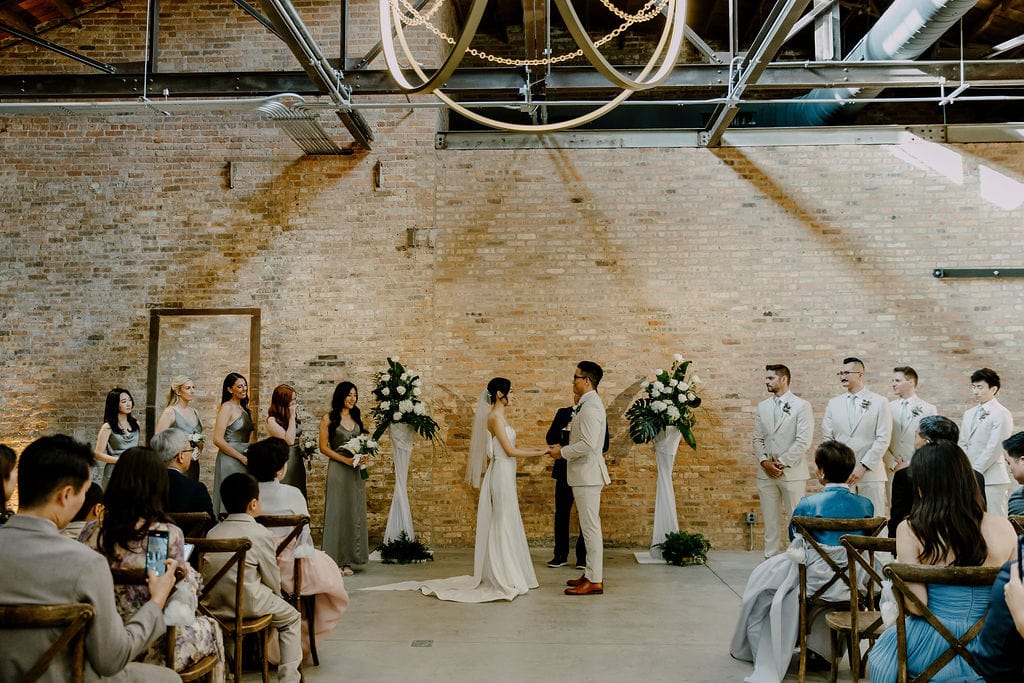 Love in the Windy City: Hane and Ryan’s WildmanBT Wedding and Board of Trade Portraits