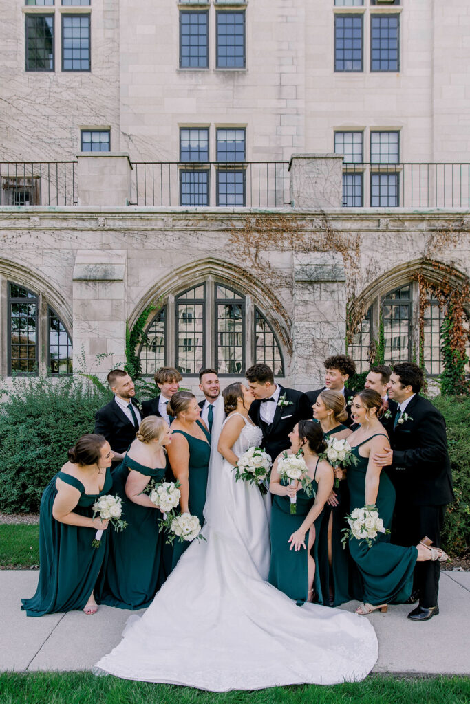 Dominical University bridal party portrait. Emerald green and gold, 