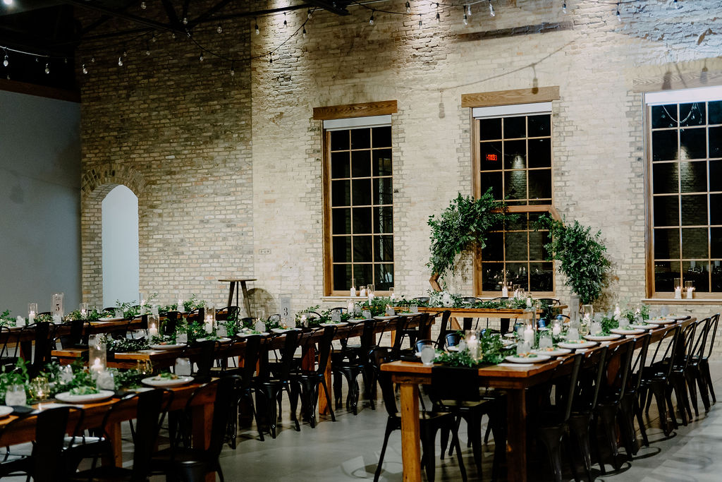 Brix on the Fox: A Rustic-Chic Gem for Your Big Day