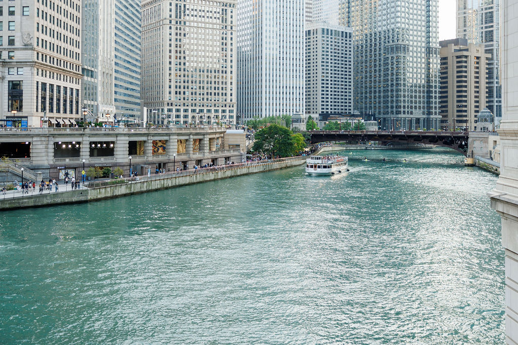 Urban Elegance Meets Natural Beauty at Chicago Riverwalk