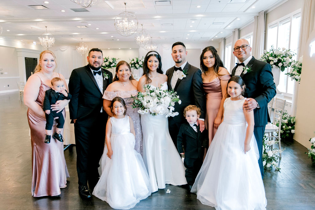 Say Cheese! A Stress-Free Guide to Family Wedding Photos